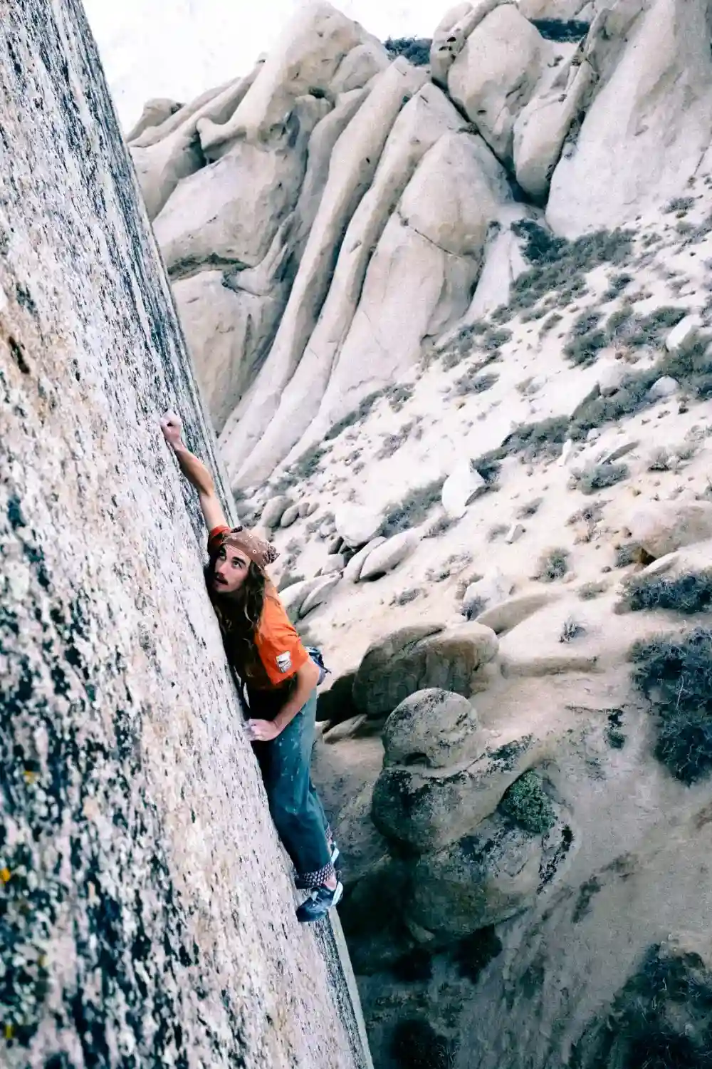 Escalade sur une dalle de granite